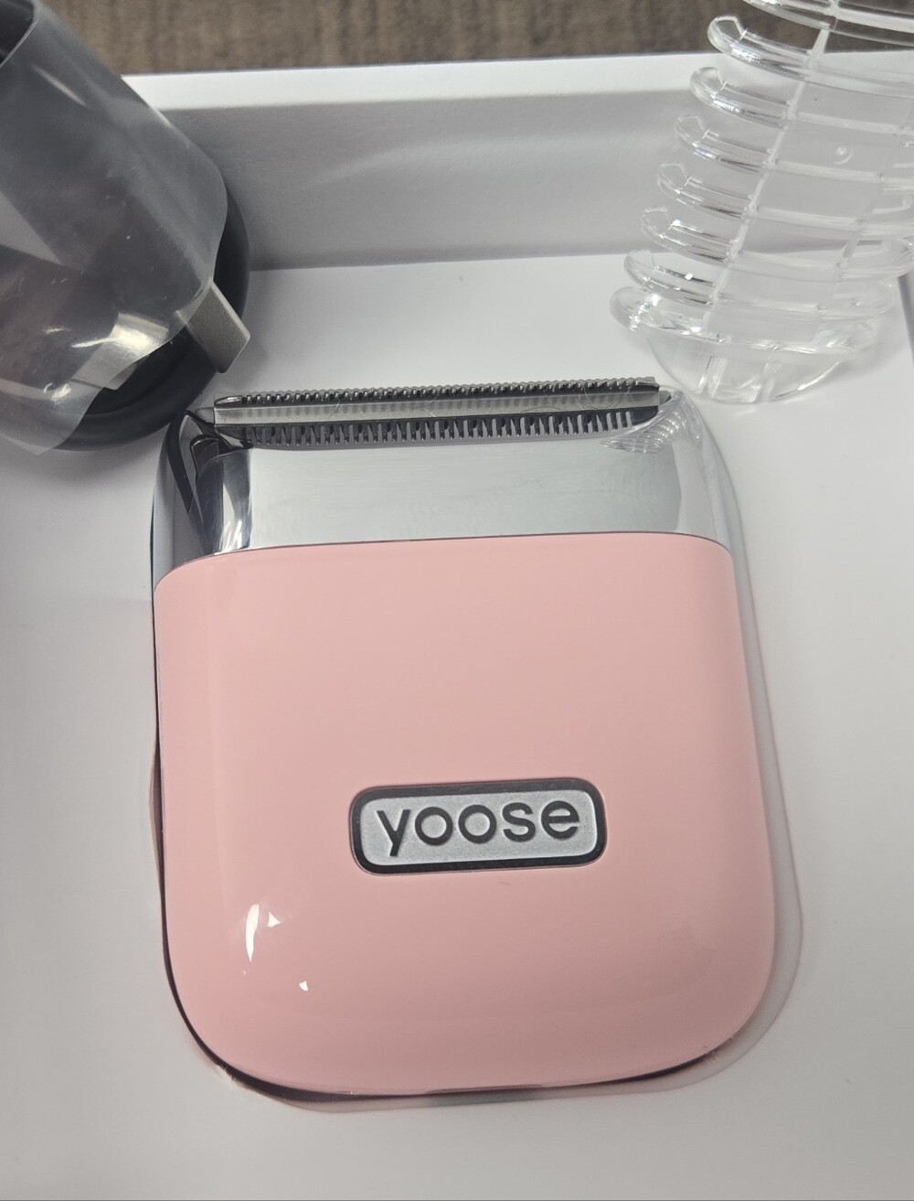 yoose L1 Electric Shaver, Pink, Portable Travel Razor with Pouch